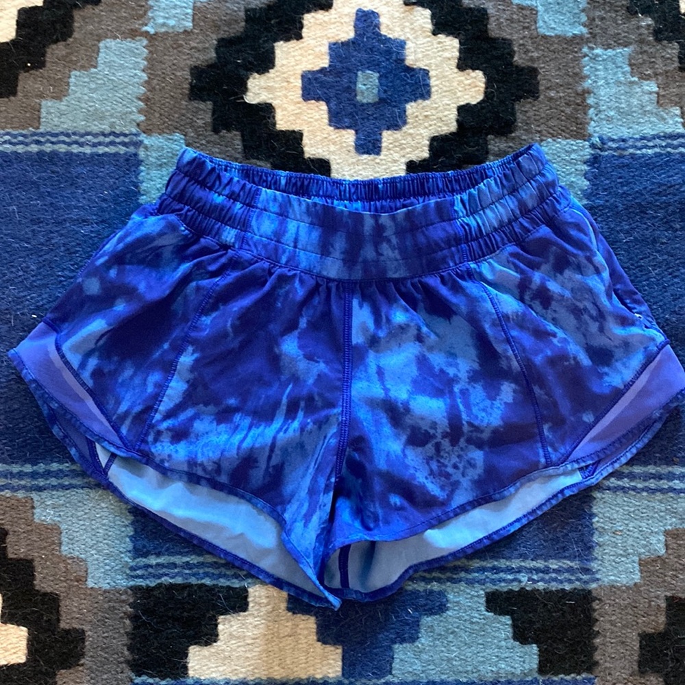 Lululemon hottie hot shorts, size 4